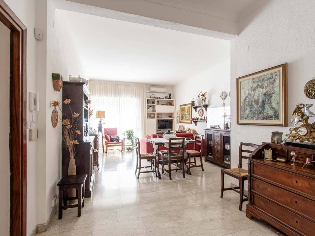 appartamento in vendita a Roma in zona Gianicolense