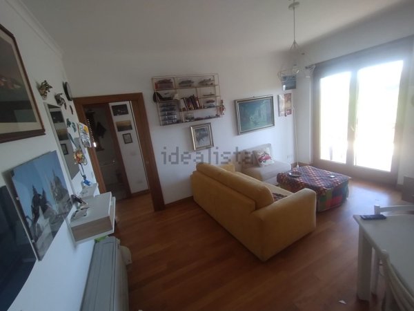 appartamento in vendita a Roma in zona Ostiense