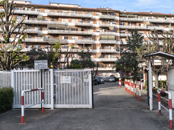 appartamento in vendita a Roma in zona Ponte Mammolo