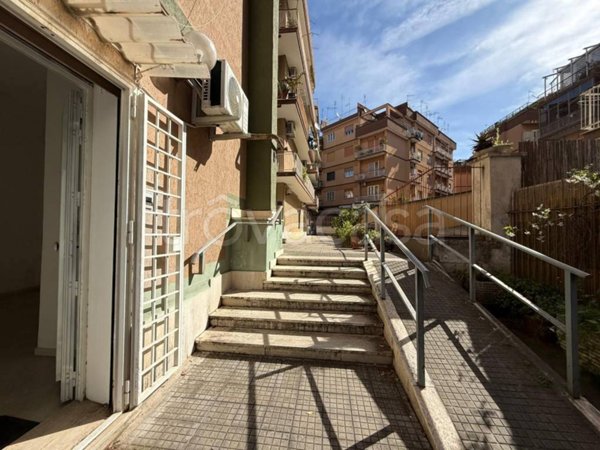 monolocale in vendita a Roma in zona Gianicolense