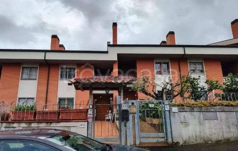 casa indipendente in vendita a Roma in zona Lunghezza