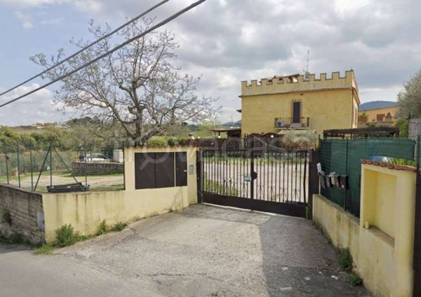 appartamento in vendita a Roma in zona Finocchio