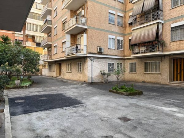 appartamento in vendita a Roma in zona Collatino