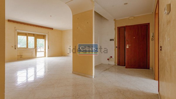 appartamento in vendita a Roma in zona Lunghezza
