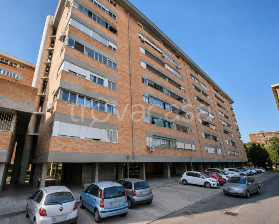 appartamento in vendita a Roma in zona Spinaceto