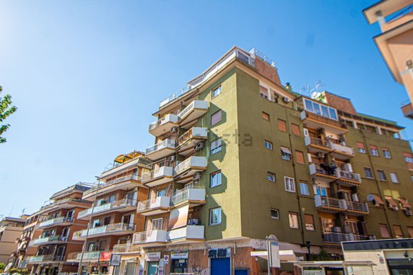 appartamento in vendita a Roma in zona Primavalle