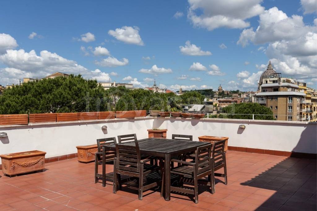appartamento in vendita a Roma in zona Aurelio