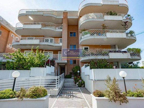appartamento in vendita a Roma in zona Mezzocammino