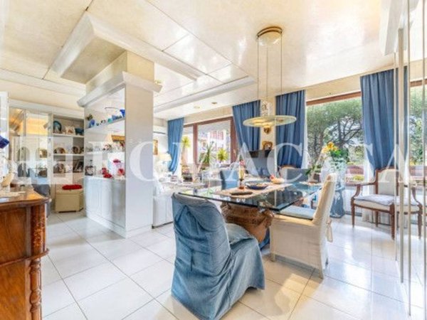 appartamento in vendita a Roma in zona EUR