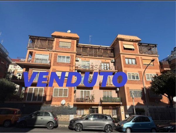 appartamento in vendita a Roma in zona Aurelio