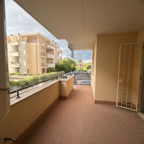 appartamento in vendita a Roma in zona Selva Candida