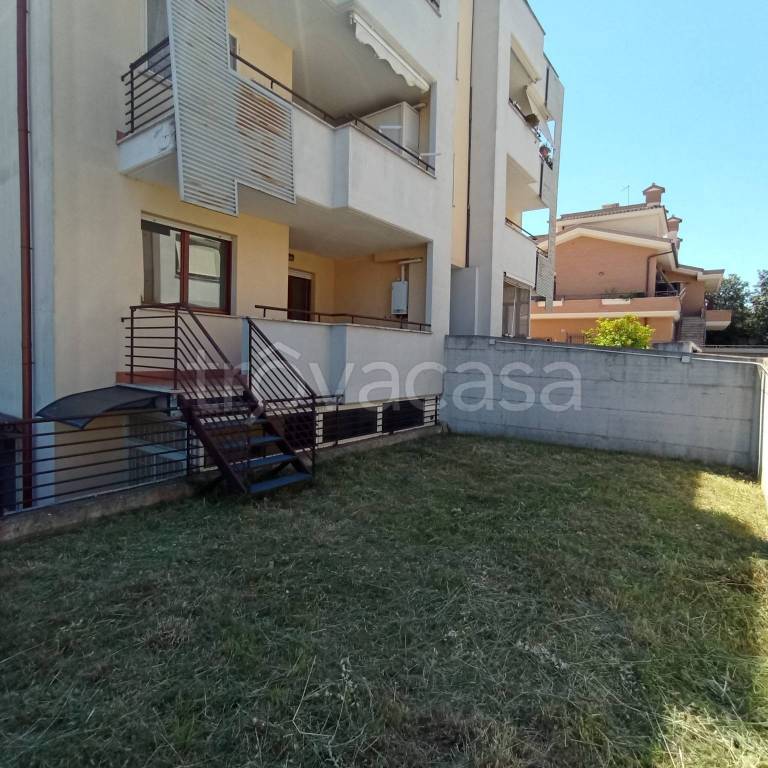 appartamento in vendita a Roma in zona Casalotti