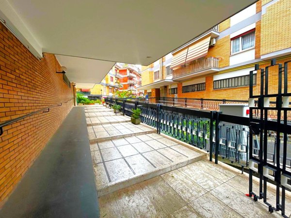 appartamento in vendita a Roma in zona Prenestino-Labicano