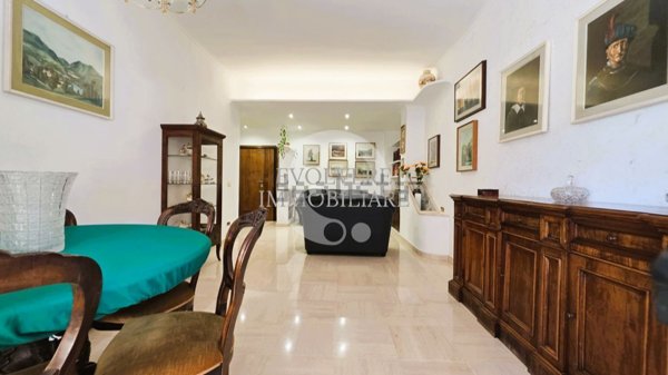 appartamento in vendita a Roma in zona Appio Claudio