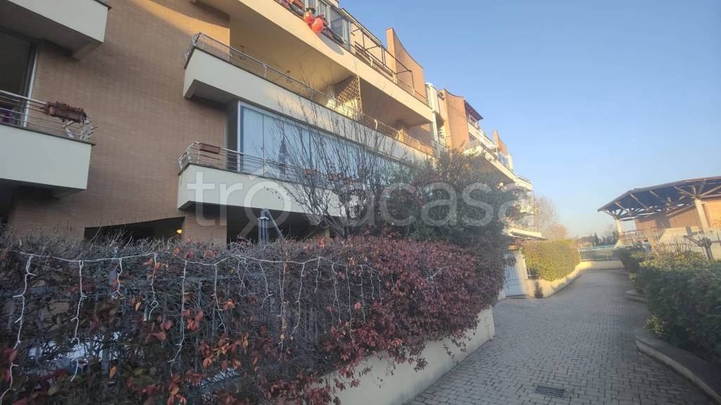 appartamento in vendita a Roma in zona Acilia
