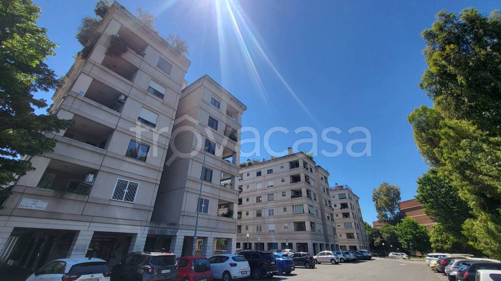 appartamento in vendita a Roma in zona Torrino