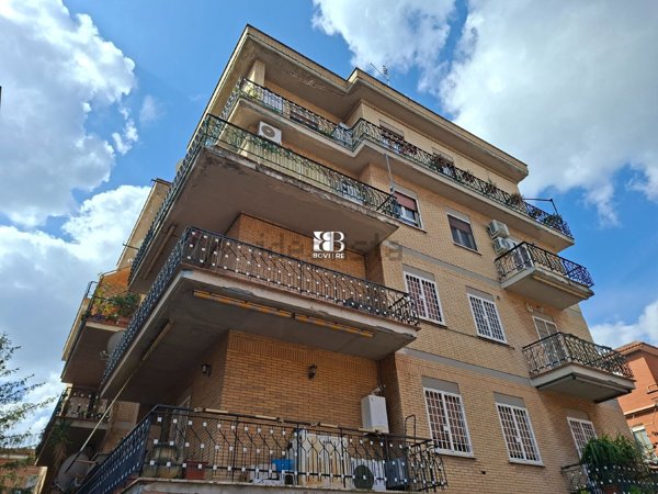 appartamento in vendita a Roma in zona Ottavia