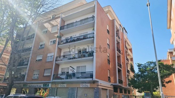 appartamento in vendita a Roma in zona Ostia