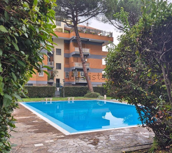 appartamento in vendita a Roma in zona Gianicolense