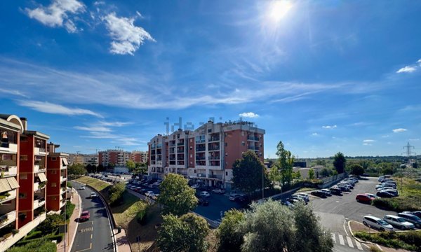 appartamento in vendita a Roma in zona Castel di Leva