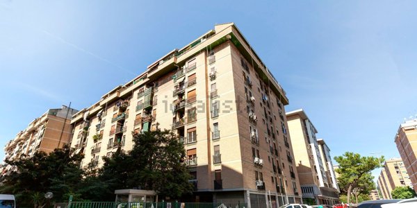 appartamento in vendita a Roma in zona Portuense