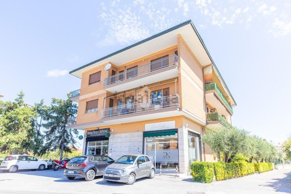 appartamento in vendita a Roma in zona Castelverde
