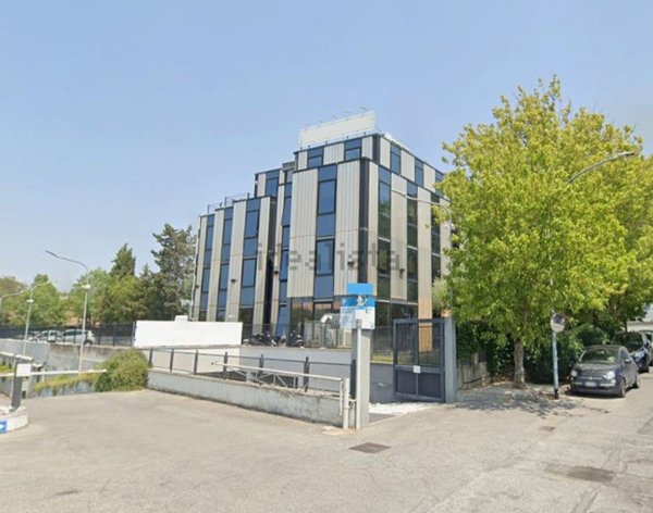 ufficio in vendita a Roma in zona Vigna Murata