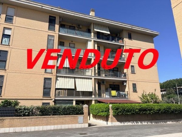 appartamento in vendita a Roma in zona Romanina