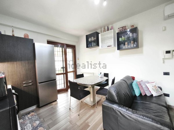 appartamento in vendita a Roma in zona Selva Candida