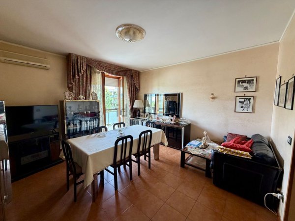 appartamento in vendita a Roma in zona Dragoncello