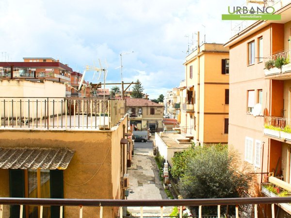 appartamento in vendita a Roma in zona Torre Maura