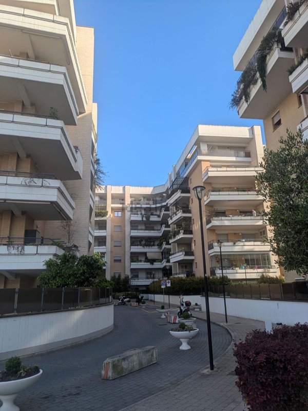 appartamento in vendita a Roma in zona Giuliano Dalmata