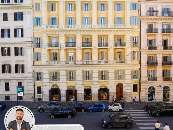 appartamento in vendita a Roma in zona Rione Monti/Campitelli