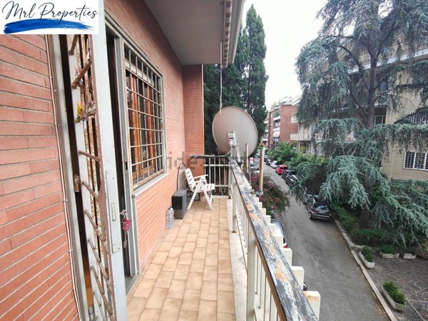 appartamento in vendita a Roma in zona Tor di Quinto