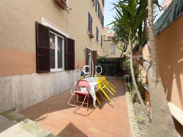 appartamento in vendita a Roma in zona Gianicolense