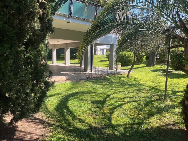appartamento in vendita a Roma in zona EUR
