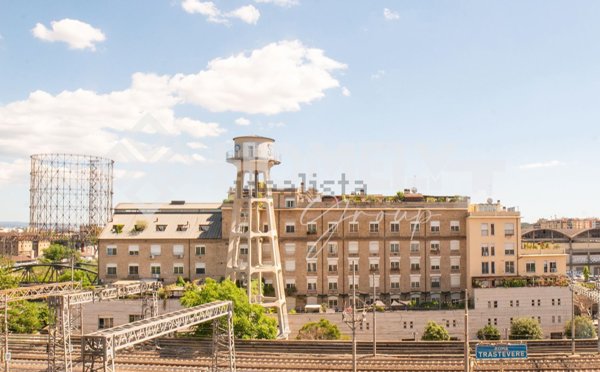 appartamento in vendita a Roma in zona Testaccio