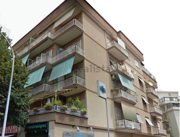 appartamento in vendita a Roma in zona Gianicolense