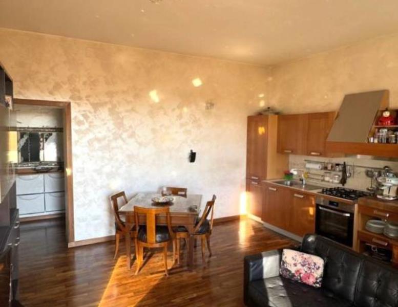 appartamento in vendita a Roma in zona Appio Claudio