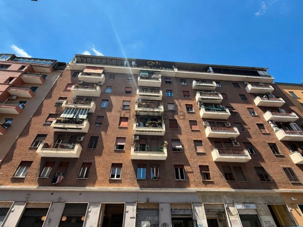 appartamento in vendita a Roma in zona Ostiense