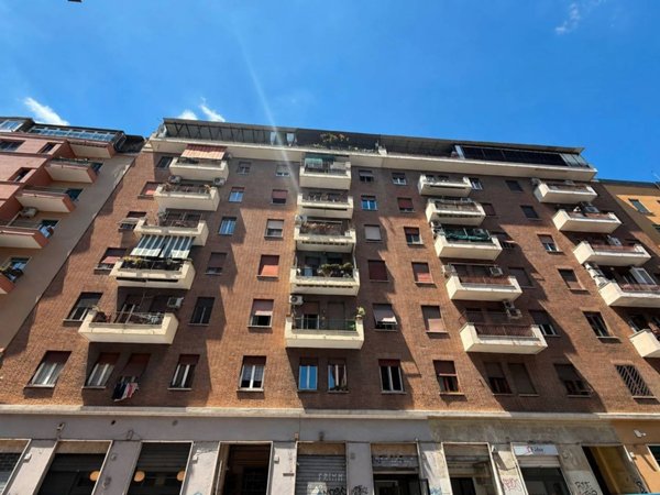 appartamento in vendita a Roma in zona Ostiense