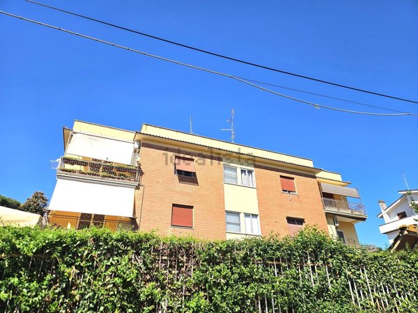 appartamento in vendita a Roma in zona Castel di Leva