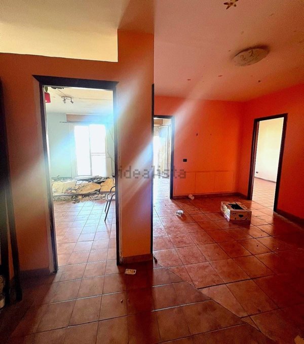 appartamento in vendita a Roma in zona Tor Bella Monaca