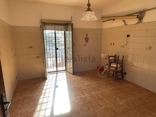 appartamento in vendita a Roma in zona Casal Morena