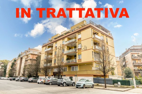 appartamento in vendita a Roma in zona EUR