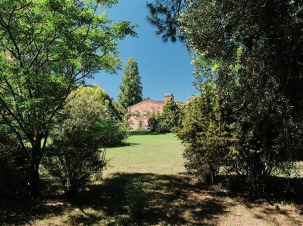 casa indipendente in vendita a Roma in zona Casal Palocco