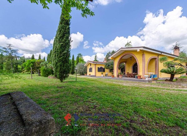 casa indipendente in vendita a Roma in zona Prima Porta