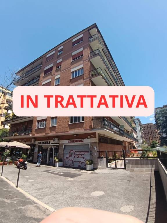 appartamento in vendita a Roma in zona Prenestino-Labicano