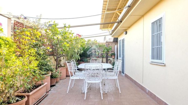 appartamento in vendita a Roma in zona Gianicolense