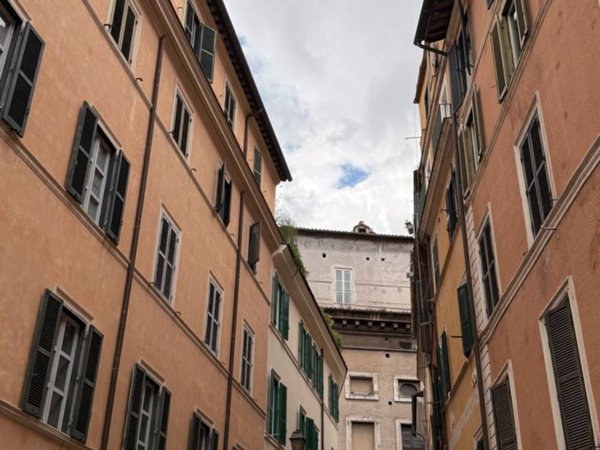 appartamento in vendita a Roma in zona Centro Storico